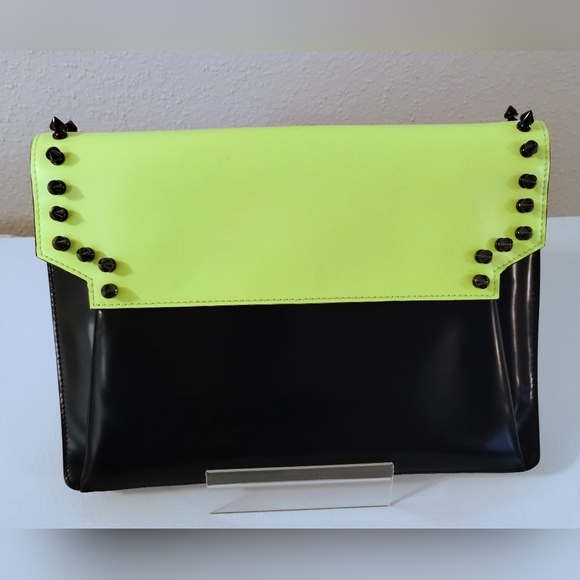 MCM Spiked Clutch Black And Neon Yellow - Picture 6 of 14